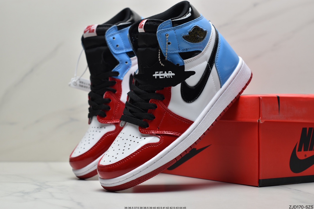 240 Air Jordan 1 High OG 灰银麂皮鞋DC1788-029