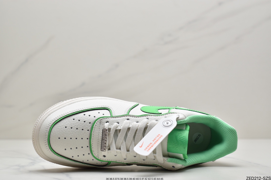 260 耐克Nike Air Force 1 Low 白蓝满天星 空军一号低帮运动休闲板鞋UH8958-022