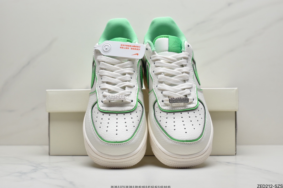 260 耐克Nike Air Force 1 Low 白蓝满天星 空军一号低帮运动休闲板鞋UH8958-022