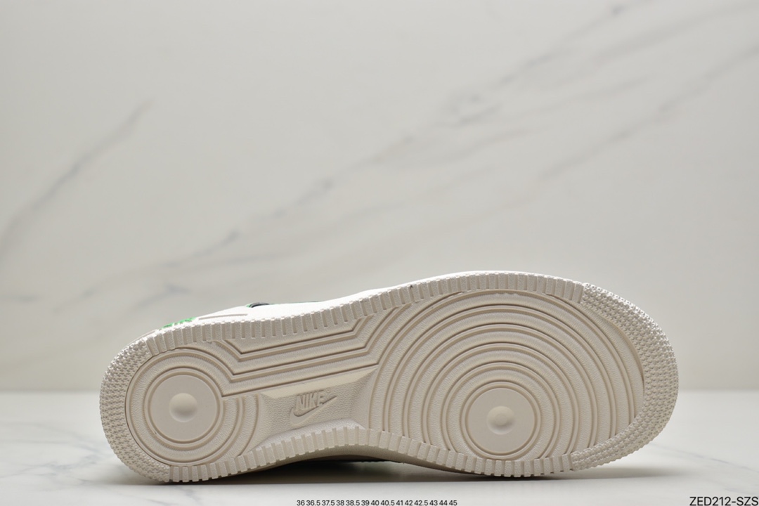260 耐克Nike Air Force 1 Low 白蓝满天星 空军一号低帮运动休闲板鞋UH8958-022