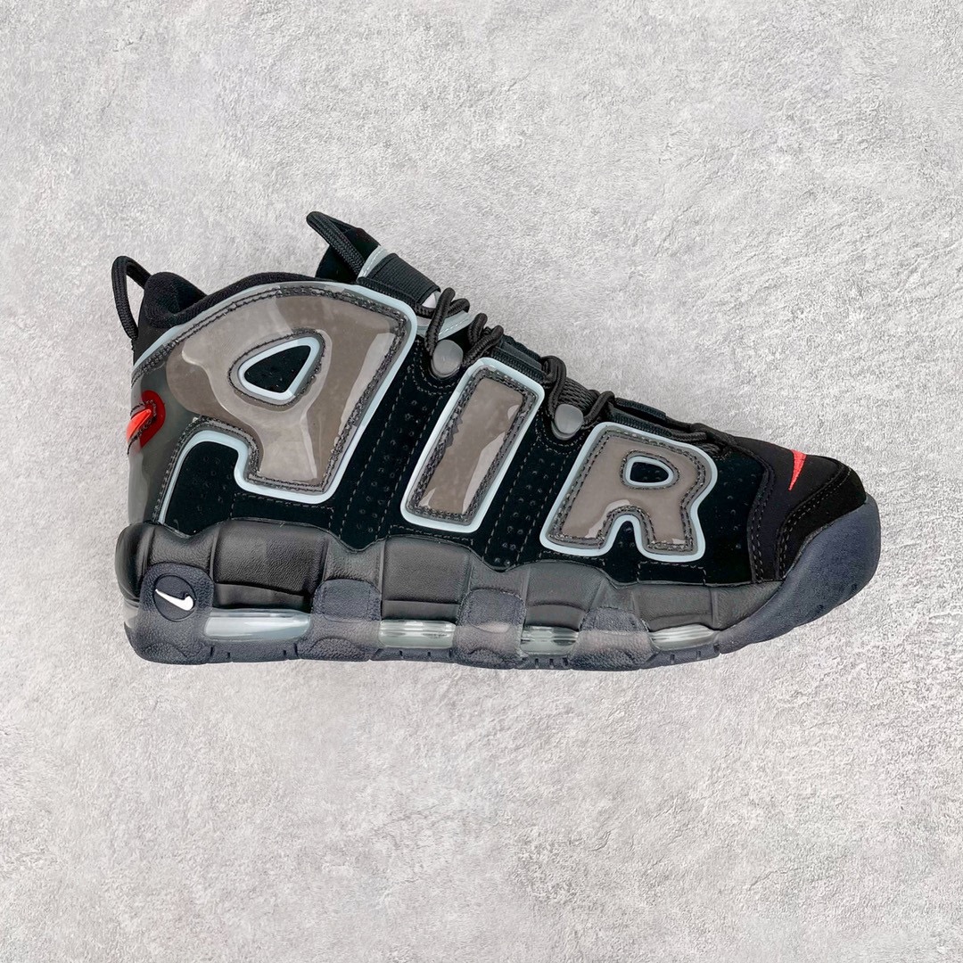 H5 原装 NK Air More Uptempo ’96 OG 皮蓬大AIR 以流行于街头的涂鸦文化为设计灵感，整体的设计风格夸张而充满魅力，厚实而充满质感的皮质鞋面两侧印刻了一对巨大的字母“AIR”，独特炫酷的外观惊艳无比