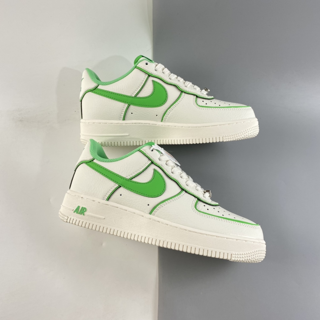 P260  NIKE Air Force 1 ’07 Low 米白绿炫彩“夜魔侠”板鞋 UH8958-022