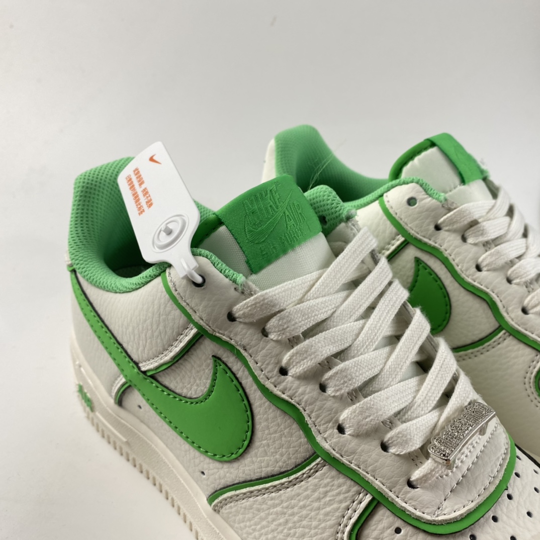 P260  NIKE Air Force 1 ’07 Low 米白绿炫彩“夜魔侠”板鞋 UH8958-022