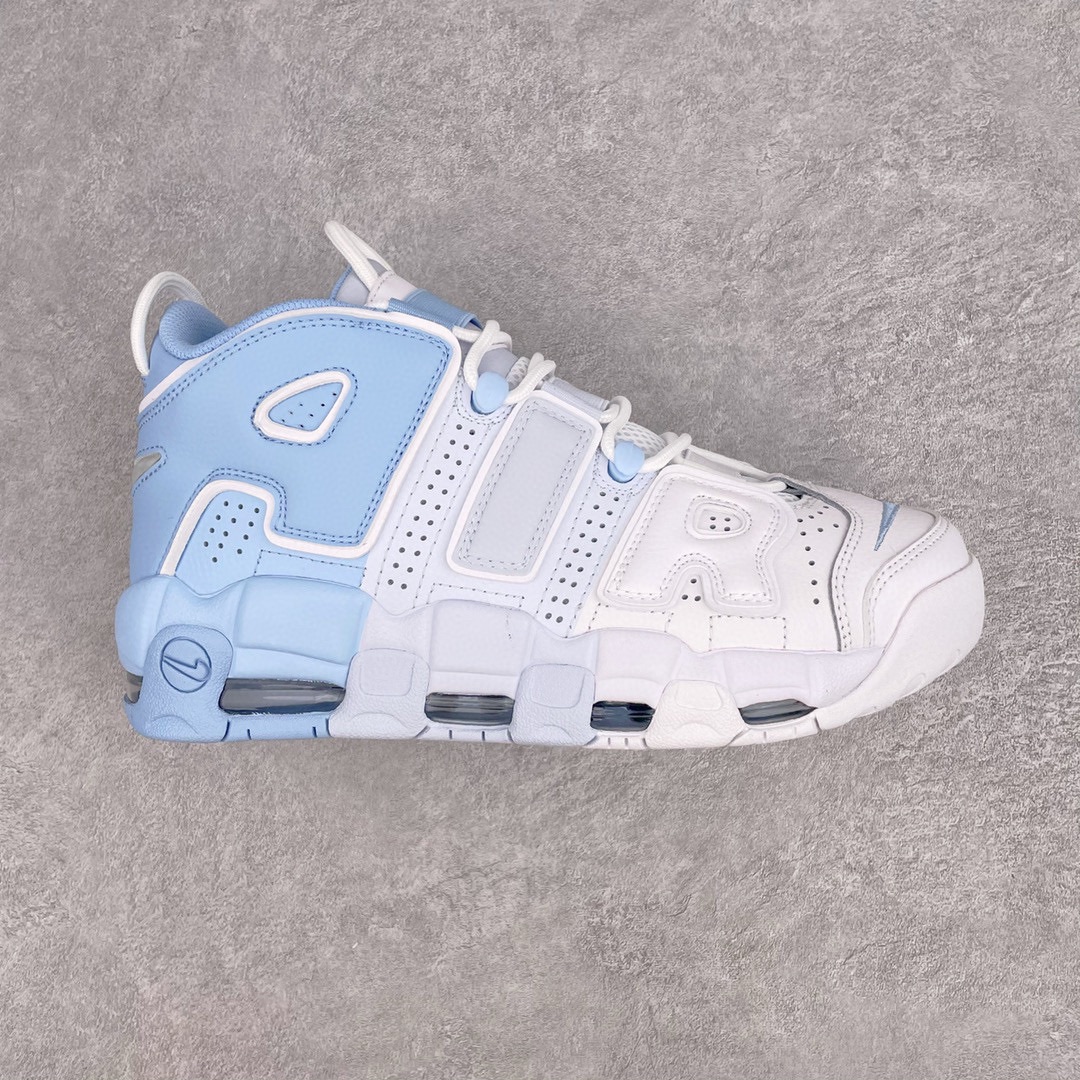 H5 原装 NK Air More Uptempo ’96 OG 皮蓬大AIR 以流行于街头的涂鸦文化为设计灵感，整体的设计风格夸张而充满魅力，厚实而充满质感的皮质鞋面两侧印刻了一对巨大的字母“AIR”，独特炫酷的外观惊艳无比