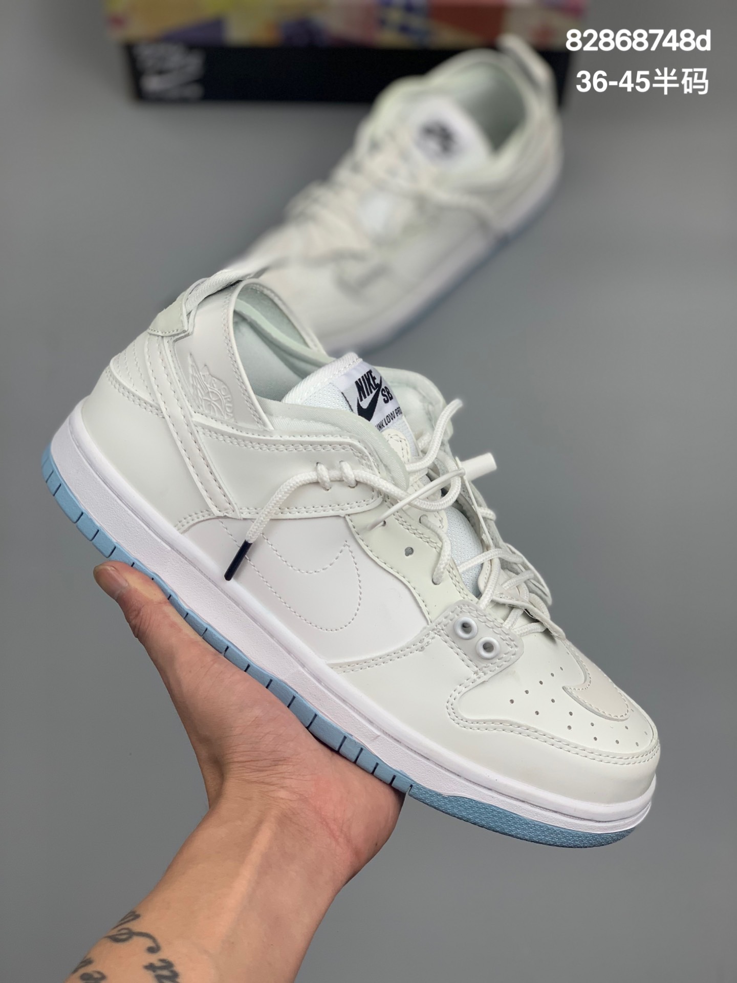 
公司级#巴黎走秀款 “英雄联盟”Nike×乔丹 耐克Dunk SB low联手EJDER 主理人打造Nike Dunk SB 巴黎时装周走秀，这次EJDER 的设计理念以橙色和蓝色为主，裁片以及套袜式的鞋面呈现。鞋身的钩子和以往的风格有一个质的改变，花样式的鞋带以及穿搭玩法，给玩鞋爱好者提供新花式。货号：BQ6817 尺码：36 36.5 37.5 38 38.5 39 40 40.5 41 42 42.5 43 44 45
编号：82868748d