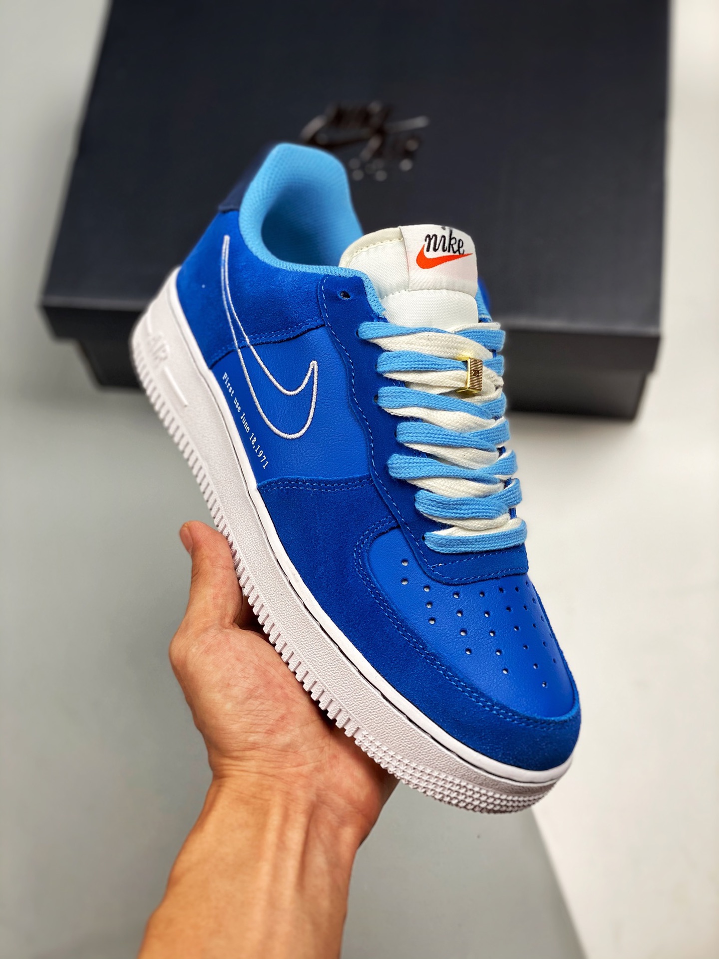 Nike Air Force1 Low azul marino con swoosh blanco, horma original y plantilla original, estilo auténtico de Air Force, …