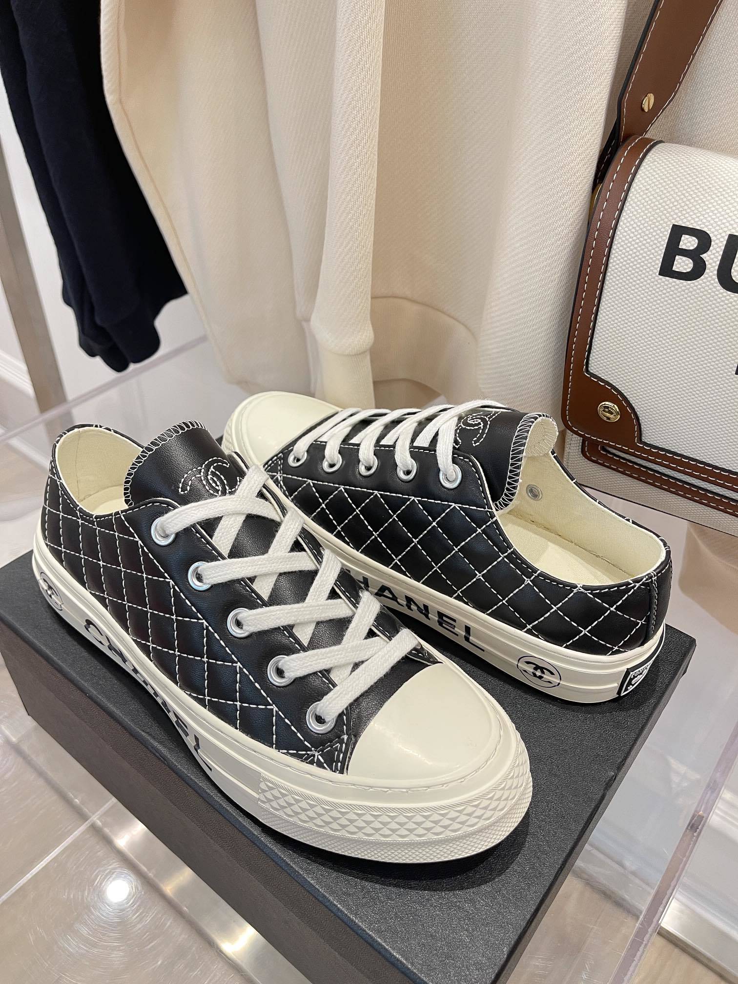香奈儿ChanelXConverse