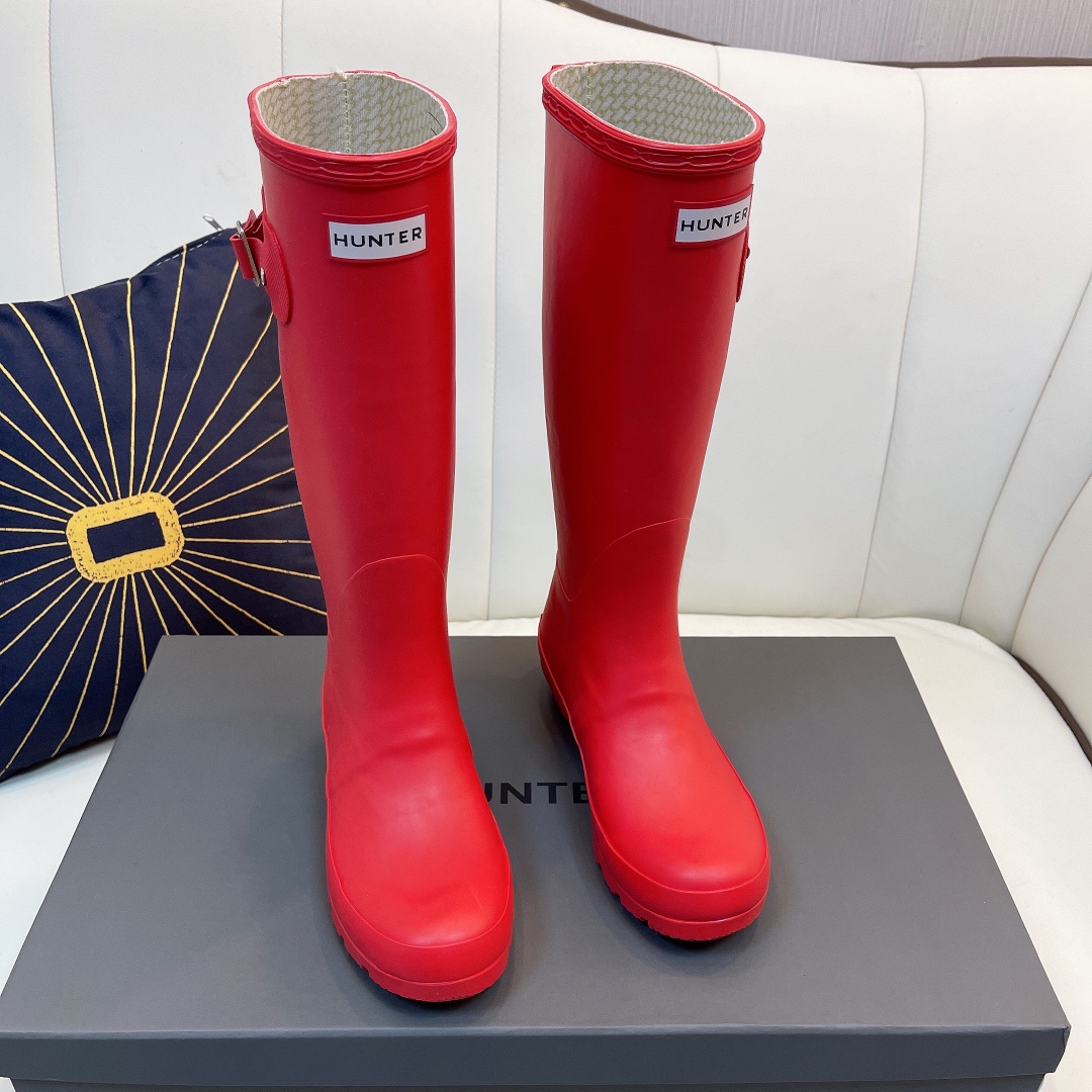 2021 British Royal Rain Boots: Stylish, Durable, and Comfortable for Cold Weather
