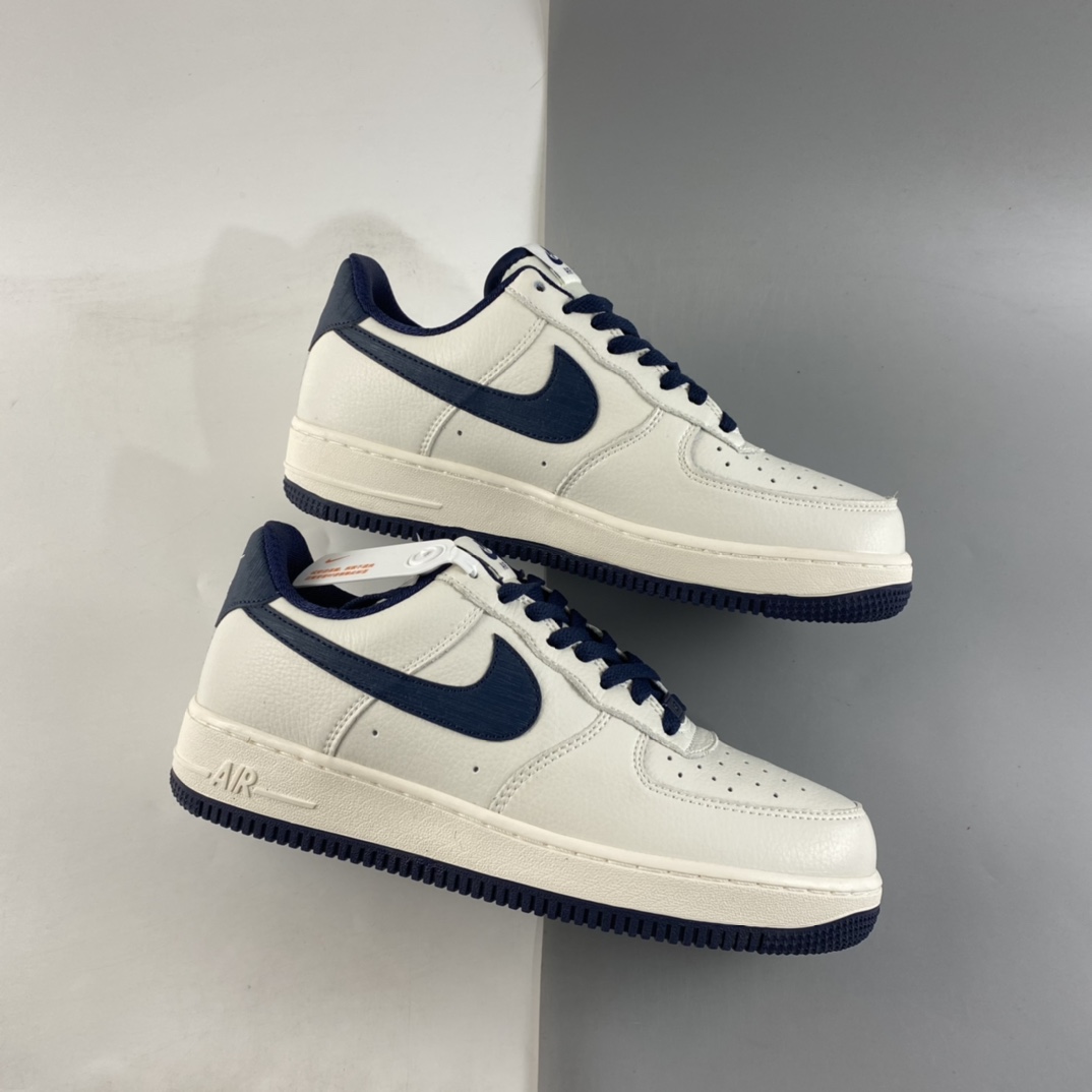 P220  NIKE Air Force 1’07 空军一号休闲运动板鞋 PA3035-068