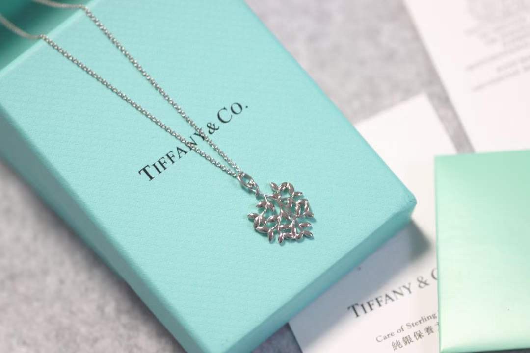 Tiffany & Co. Tiffany&Co.纯银 橄榄叶锁骨项链