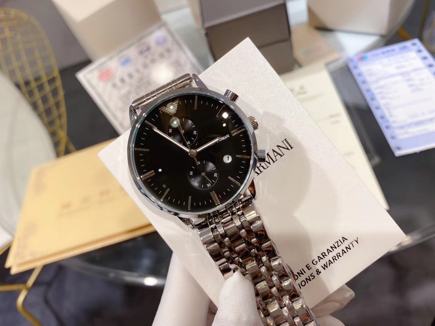 “Amani Armani: Fine Gentleman’s Wristwatch with Imported Stone Cores and Black Steel” - 图片 5