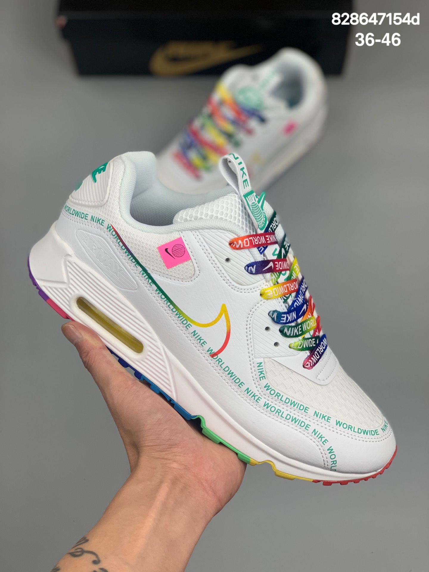 
耐克Nike Air  Max 90 SE 经典小气垫减震跑步鞋 彩虹底
货号：309698-002
尺码:36-46
编码：829647154d