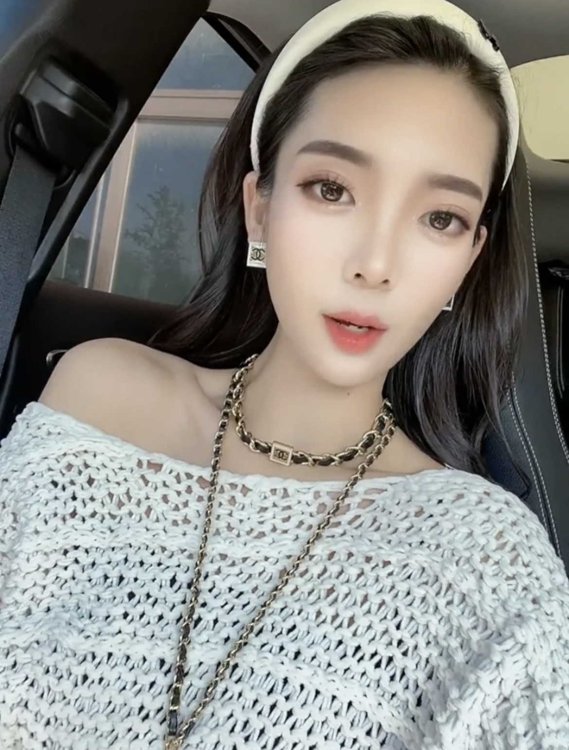 NO:633490,It’s so beautiful that it makes you cry [crying] You must wear the complete set of earrings, necklace, bracelet, and brooch!  ,,brooch,breastpin,bracelet,cardia high-end jewelry19860909太让人美醉了[流泪] 一定要耳钉项圈手链胸针整套入！,,brooch，breastpin,bracelet,卡迪亚高端饰品,Jewelry