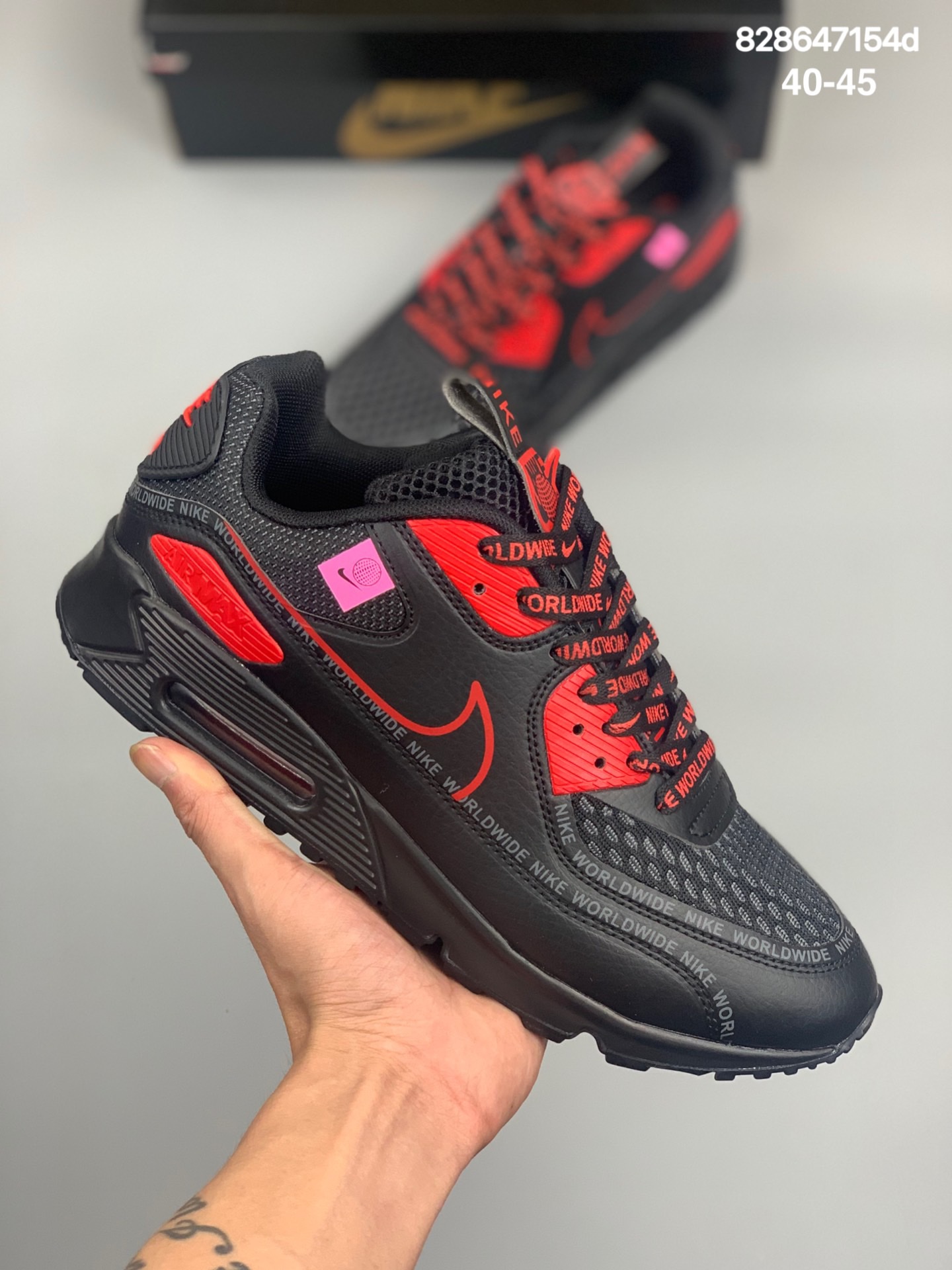 
耐克Nike Air  Max 90 SE 经典小气垫减震跑步鞋 彩虹底
货号：309698-002
尺码:40-45
编码：829647154d