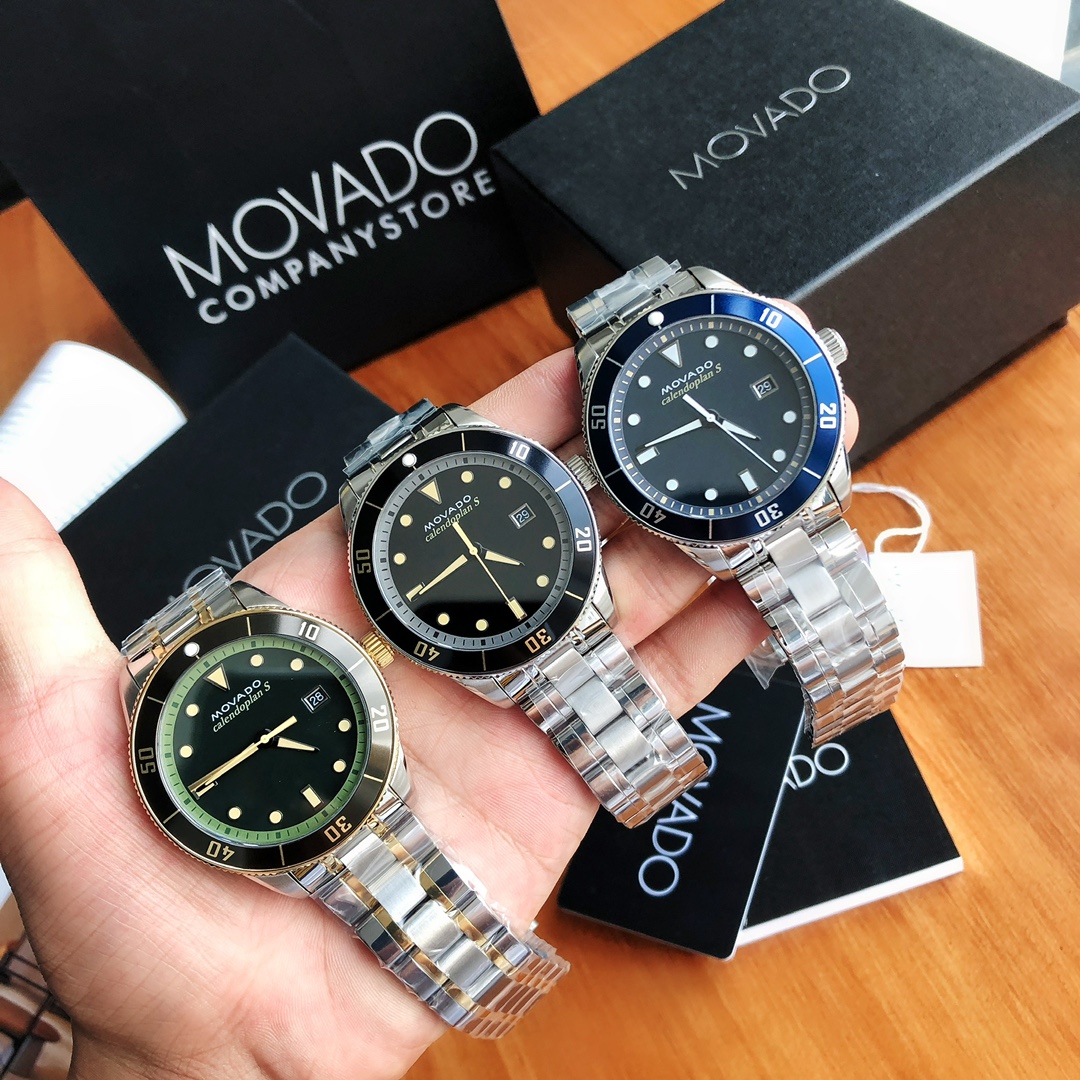 Часы Movado