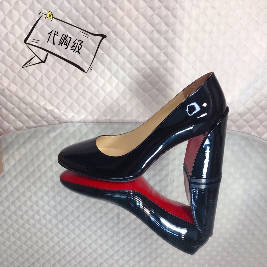 NO:336733,High-end customized autumn and winter classic series!  H8.5Cm. Size 35-42. Genuine leather large slim -151 Black Slim, official website synchronization. Standard European code Reference:-151 Color:black Material:patent Lining:red goat leather Heel height:8.5Cm Sole:leather sole Size:EU 35-42 (US 4-11):,,christian louboutin19860909高端订制秋冬 精典款系列！ H8.5Cm.尺码35-42码.真皮大厎 －151黑柒皮,官网同步. 标准欧码 Reference:-151 Color:black Material:patent Lining:red goat leather Heel heigh:8.5Cm Sole:leather sole Size:EU 35－42（US 4一11) :,,christian louboutin,Women's Shoes