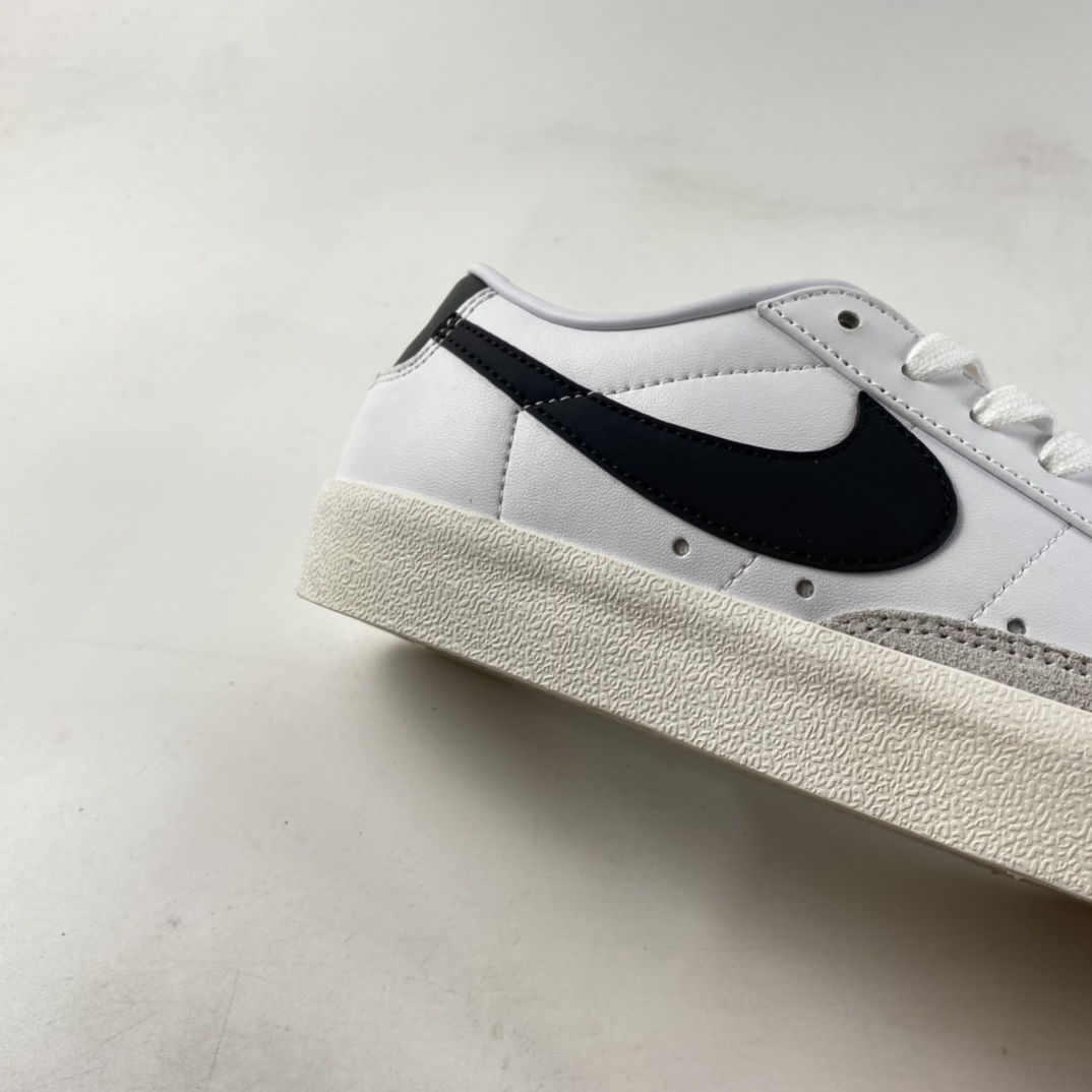 150  NIKE Blazer Low ’77 Vintage 开拓者皮面低帮休闲板鞋 DC4769-102