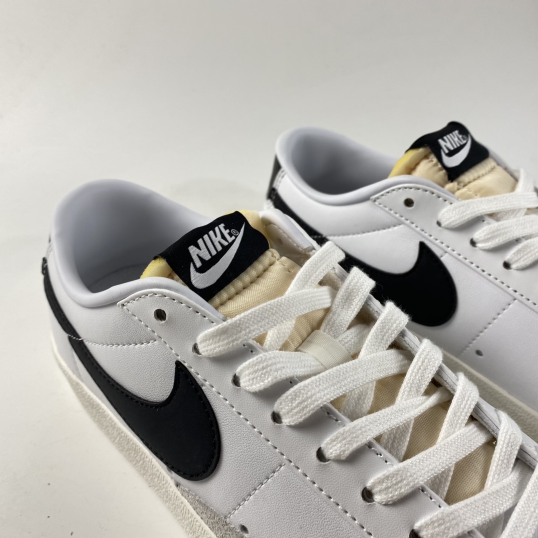 150  NIKE Blazer Low ’77 Vintage 开拓者皮面低帮休闲板鞋 DC4769-102