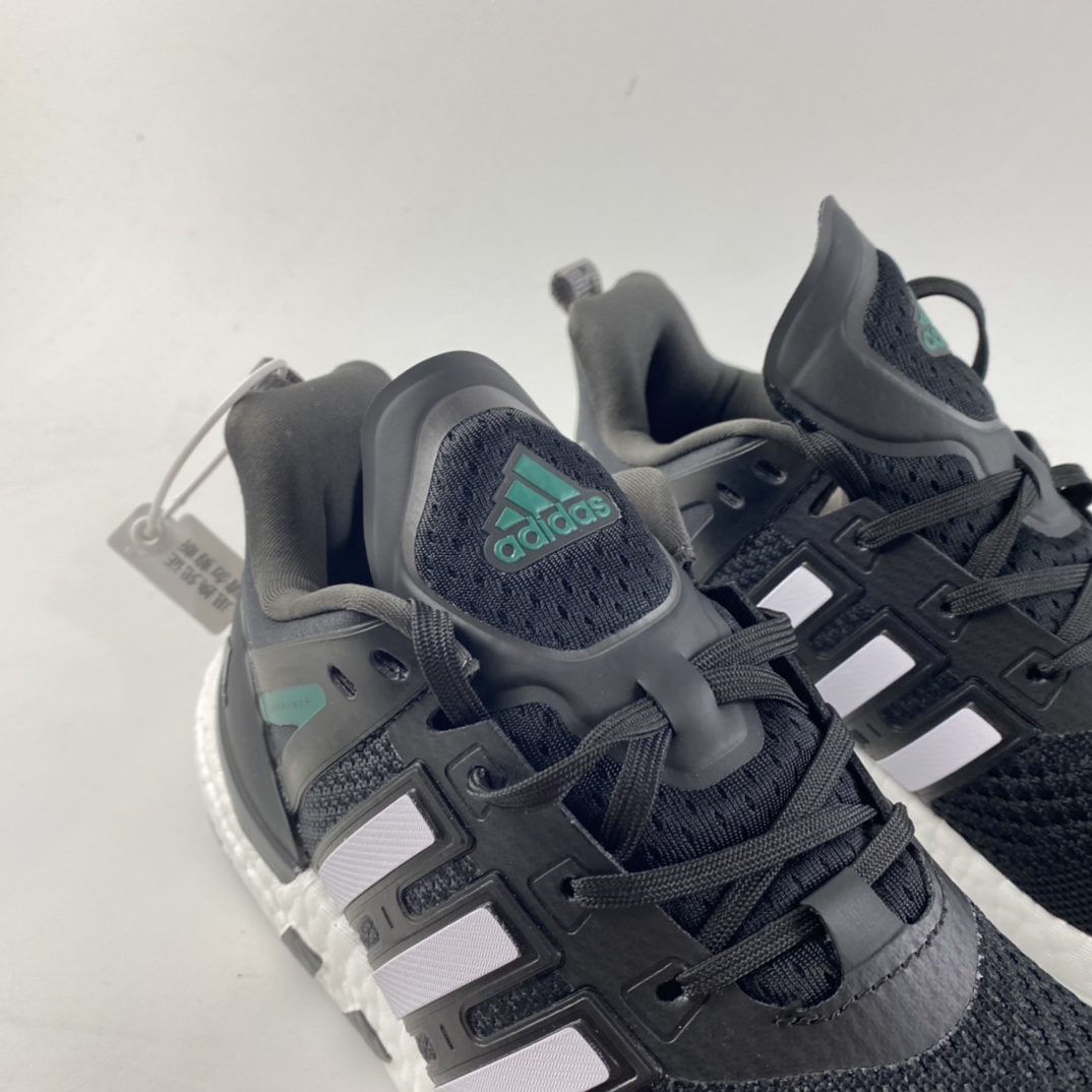 P220  Ad EQUIPMENT+ 阿迪2021年新款缓震透气爆米花休闲跑鞋 H02759