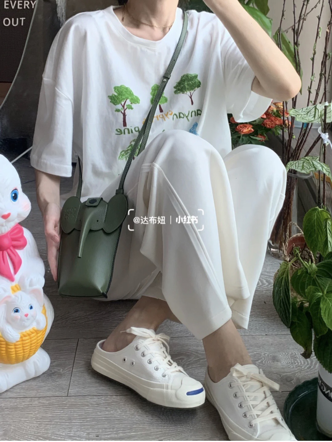 Loewe罗意威 小象手机包 0557墨绿色