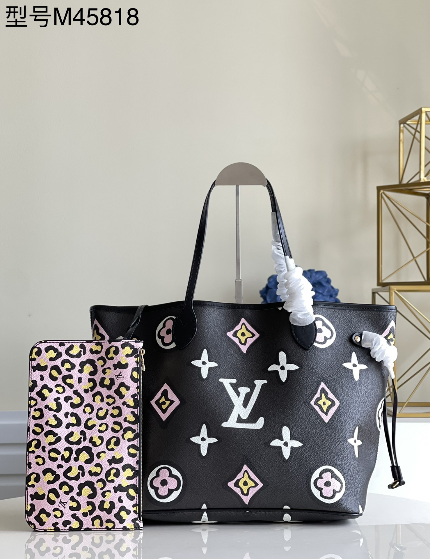 Louis Vuitton LV Neverfull Bags Handbags Black Leopard Print M45818
