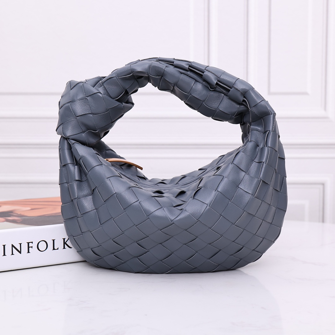 Bottega Veneta 编织羊皮 打结 hobo 包