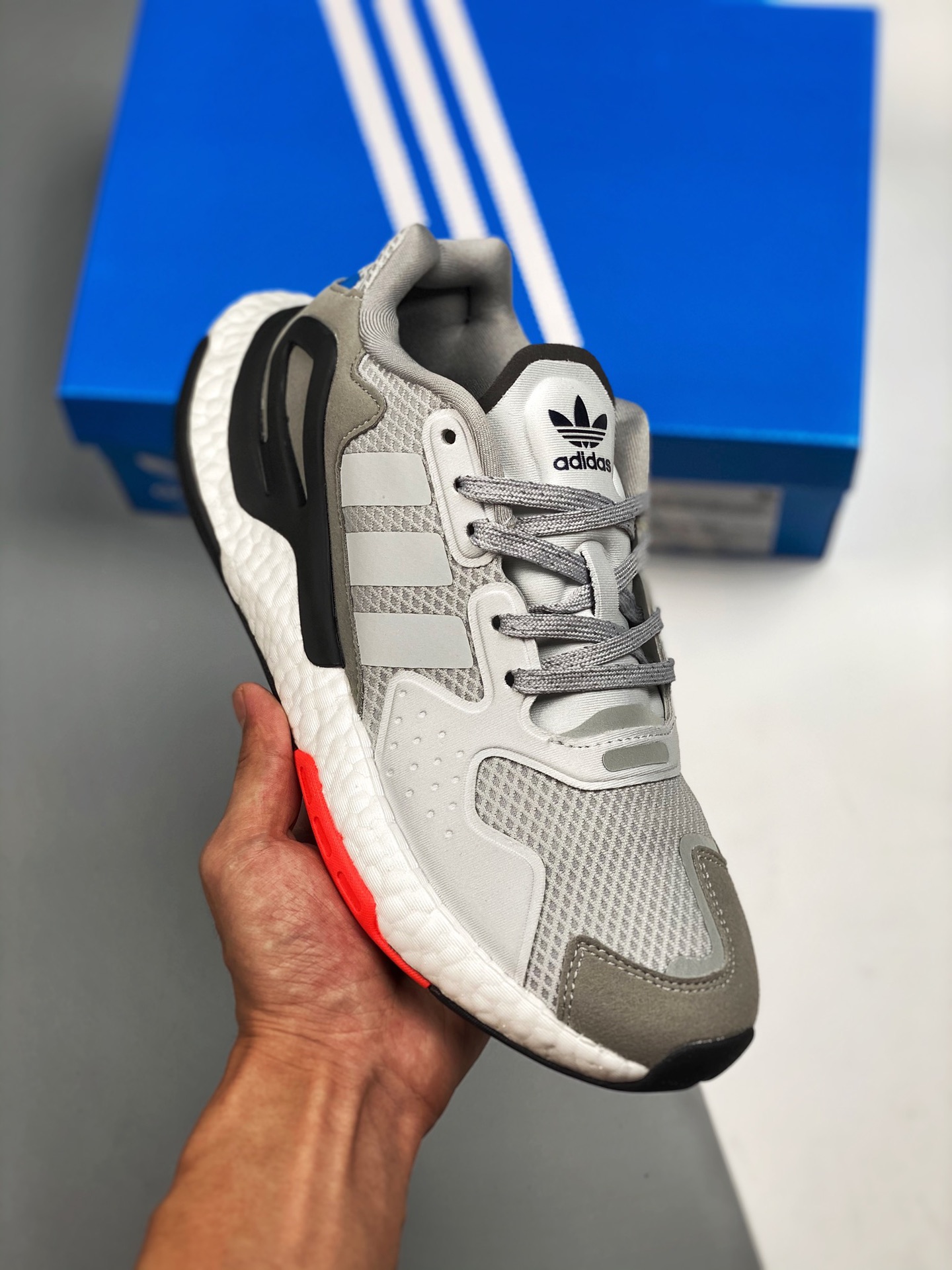AD Day Jogger corredor nocturno segunda generación versión Get lanzado simultáneamente en la web oficial nuevo lanzamie…