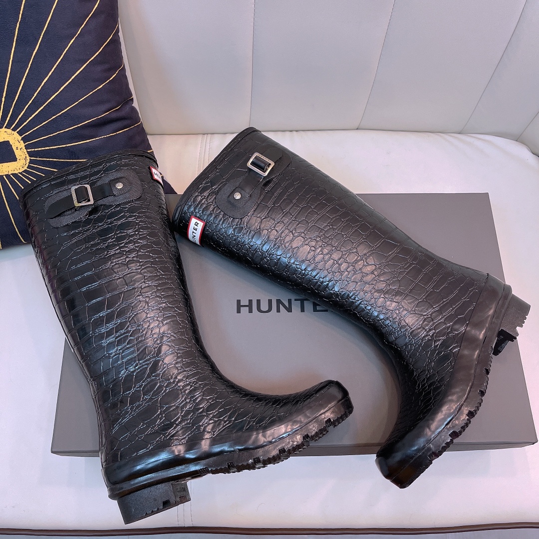 Hunter 2021 Factory Price Classic British Design Rain Boots with Slurry-Resistant Soles - 图片 3