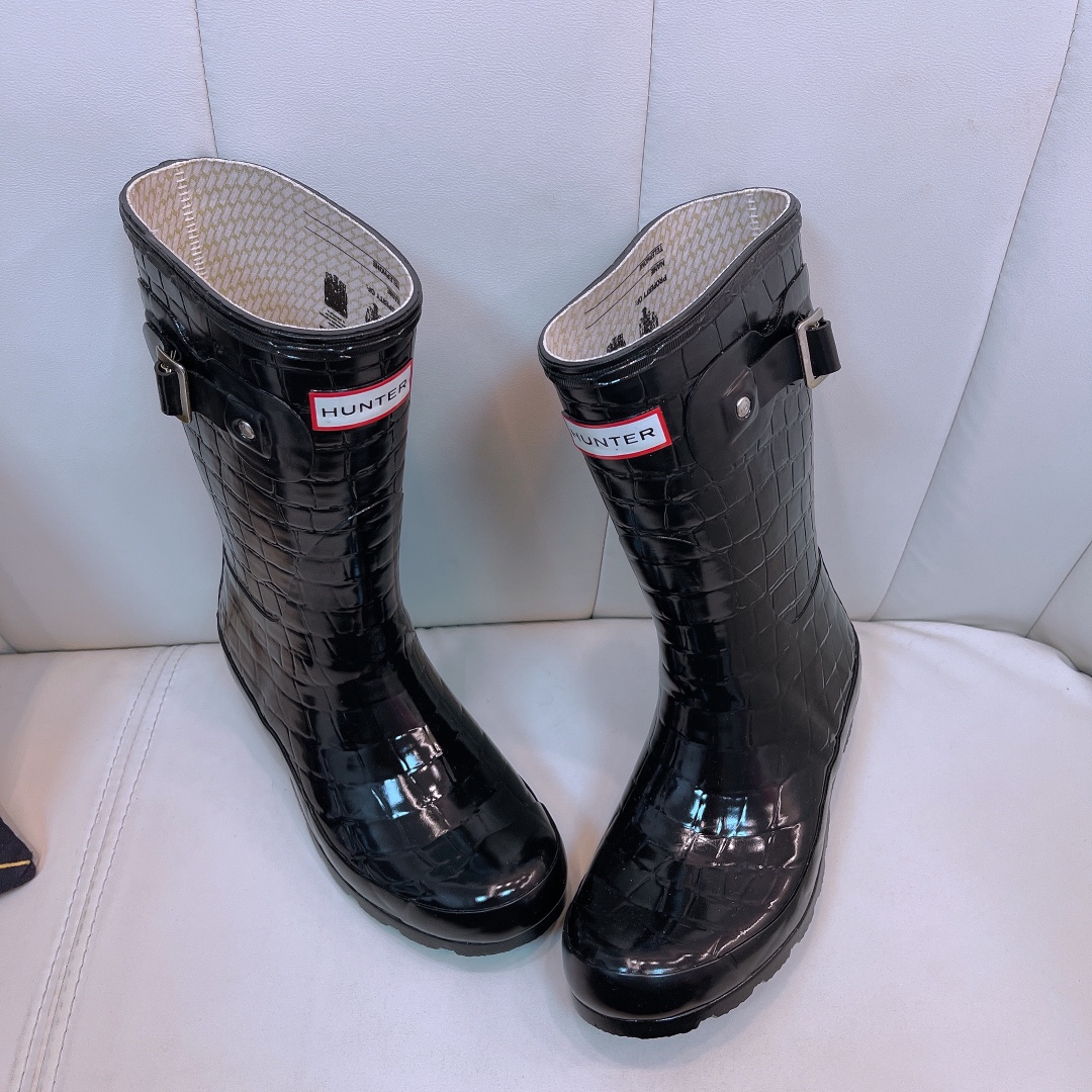 2021 British Royal Brand Rain Boots: Stylish, Comfortable, and Durable at $550 - 图片 3