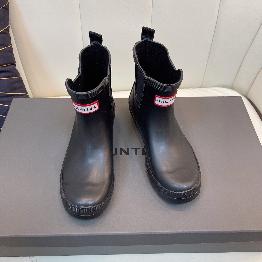 2021 British Royal Brand Rain Boots: Classic Design for Cold Weather Comfort