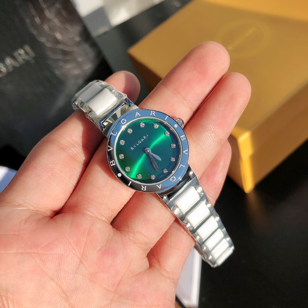 “BVLGARI Paulie Collection: Classic Fashion Watches with Diamonds and Ceramics” - 图片 2