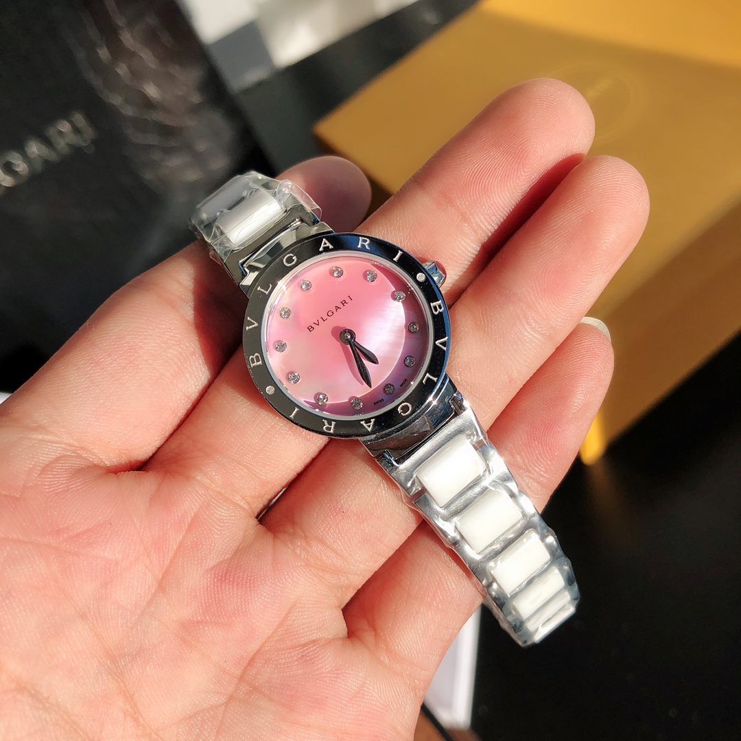 “BVLGARI Paulie Collection: Classic Fashion Watches with Diamonds and Ceramics” - 图片 4