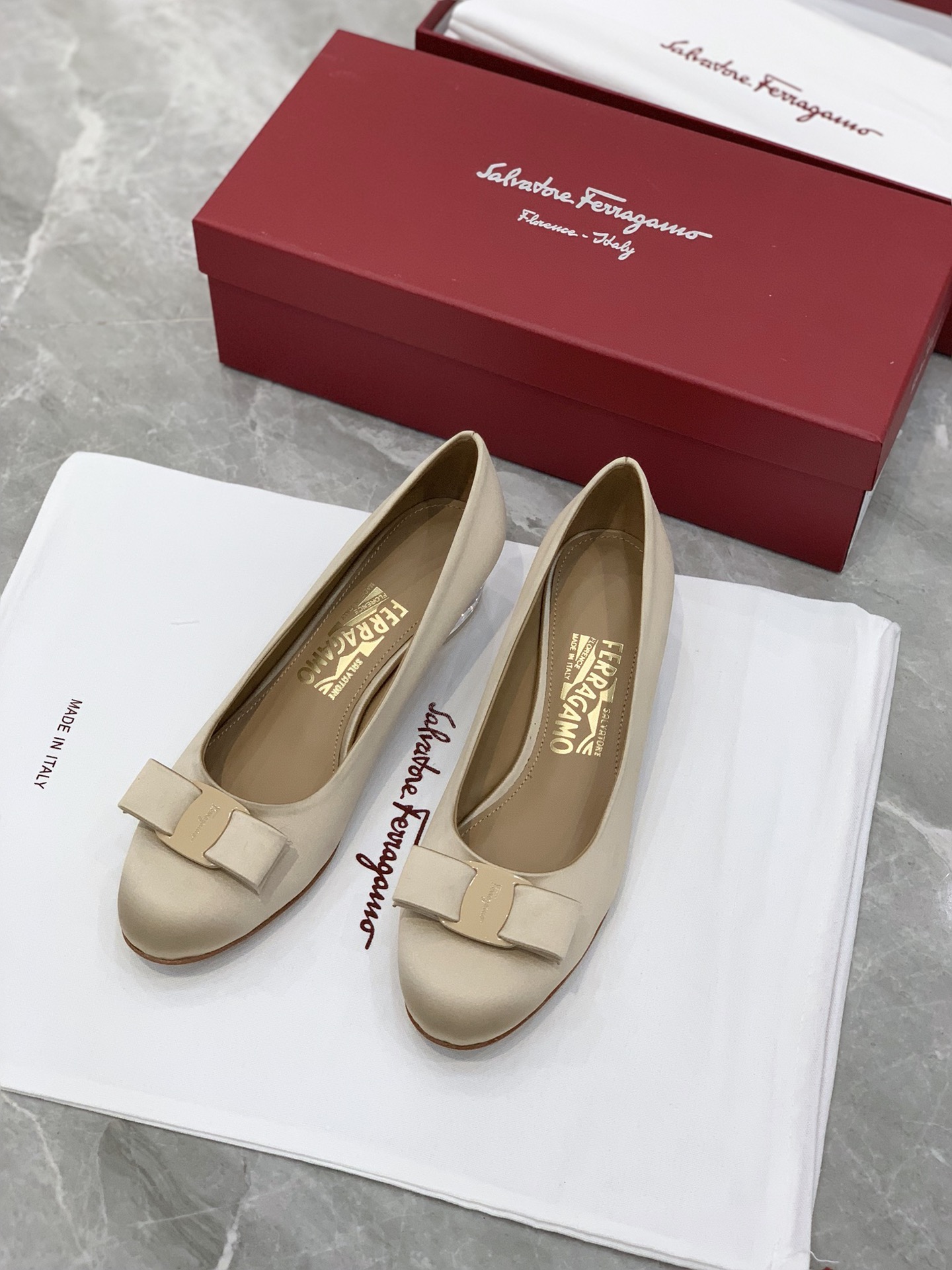 [Ferragamo Women
