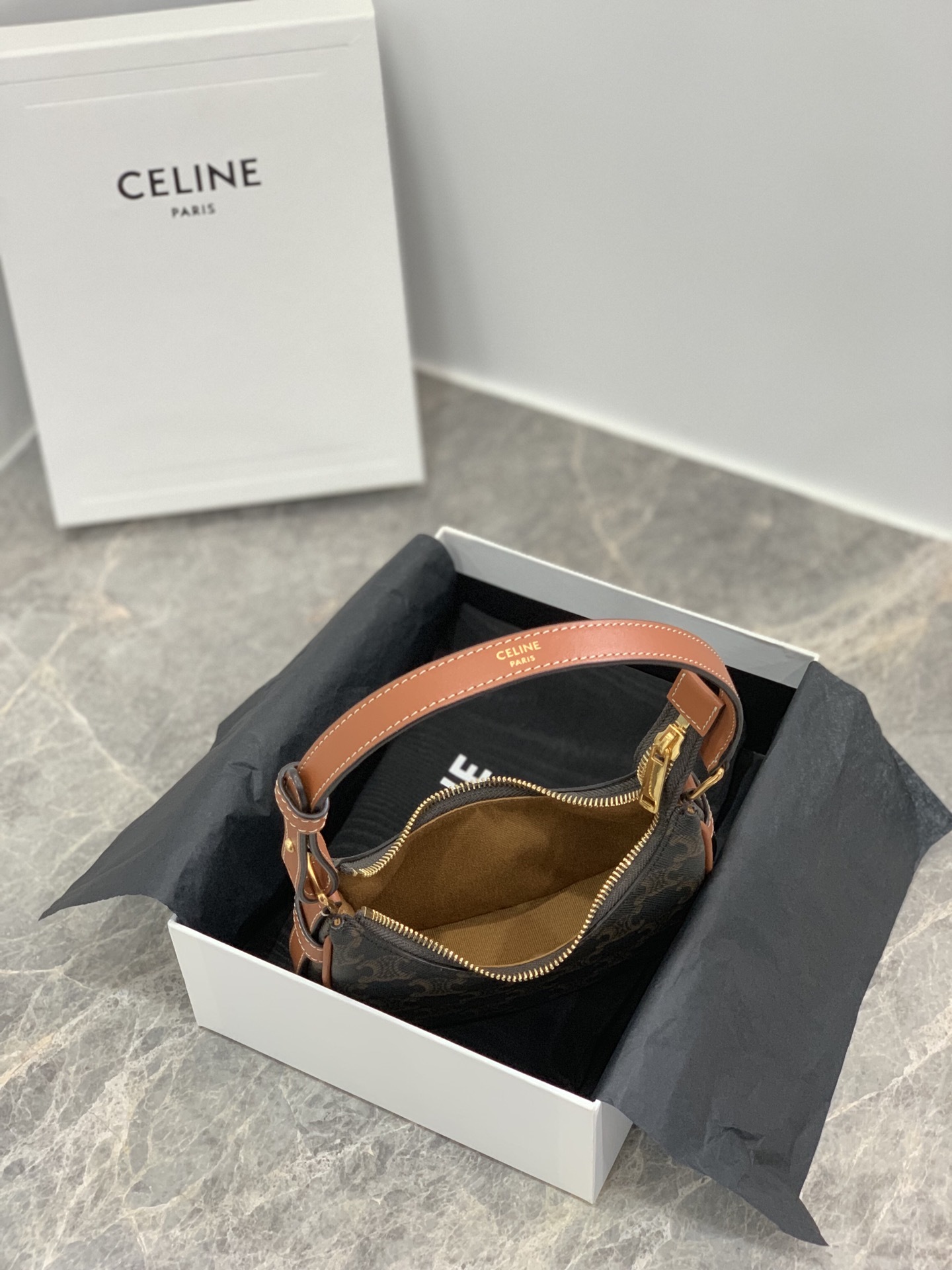 mini腋下包Celinє秋冬新款m