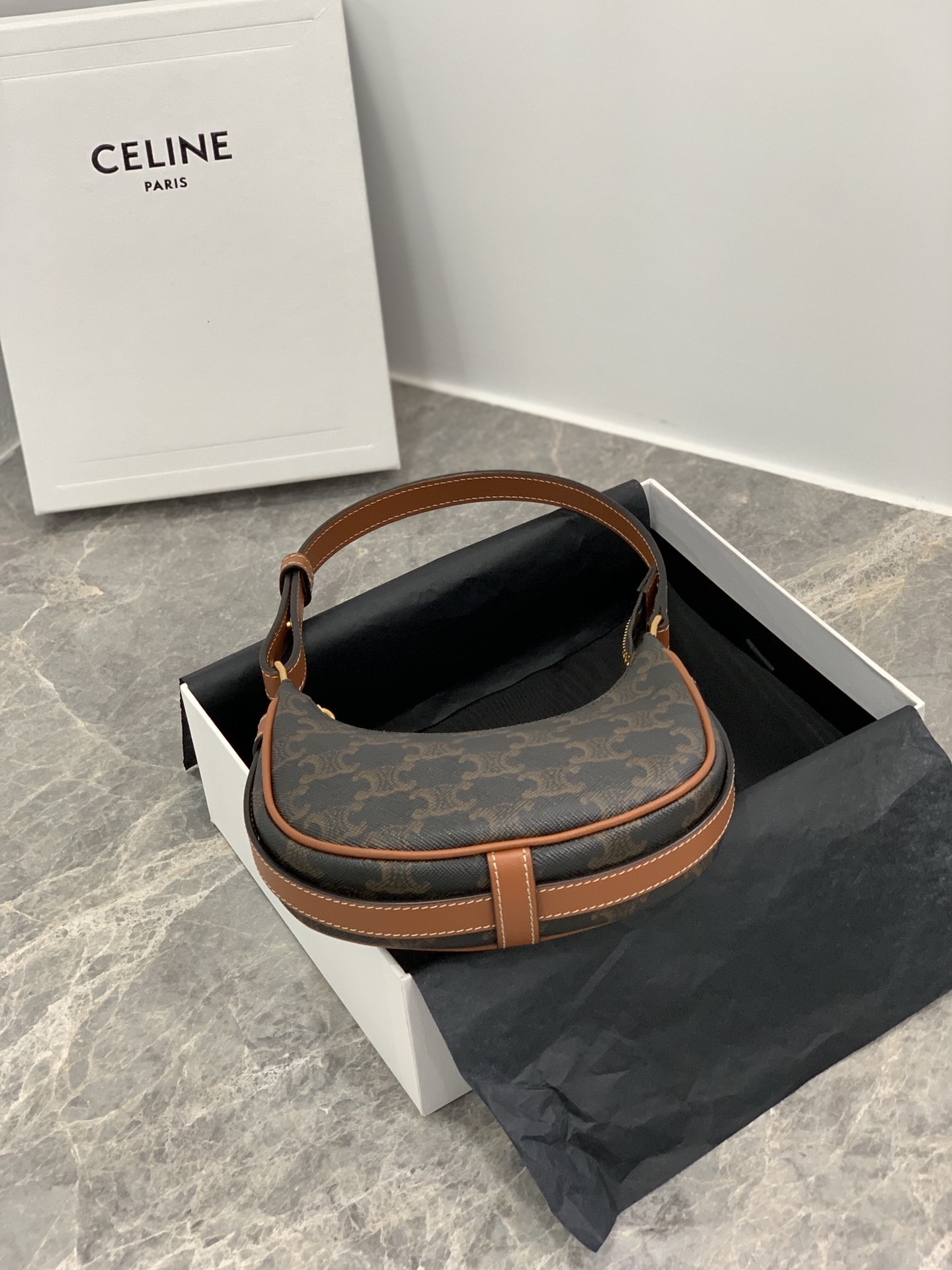 mini腋下包Celinє秋冬新款m