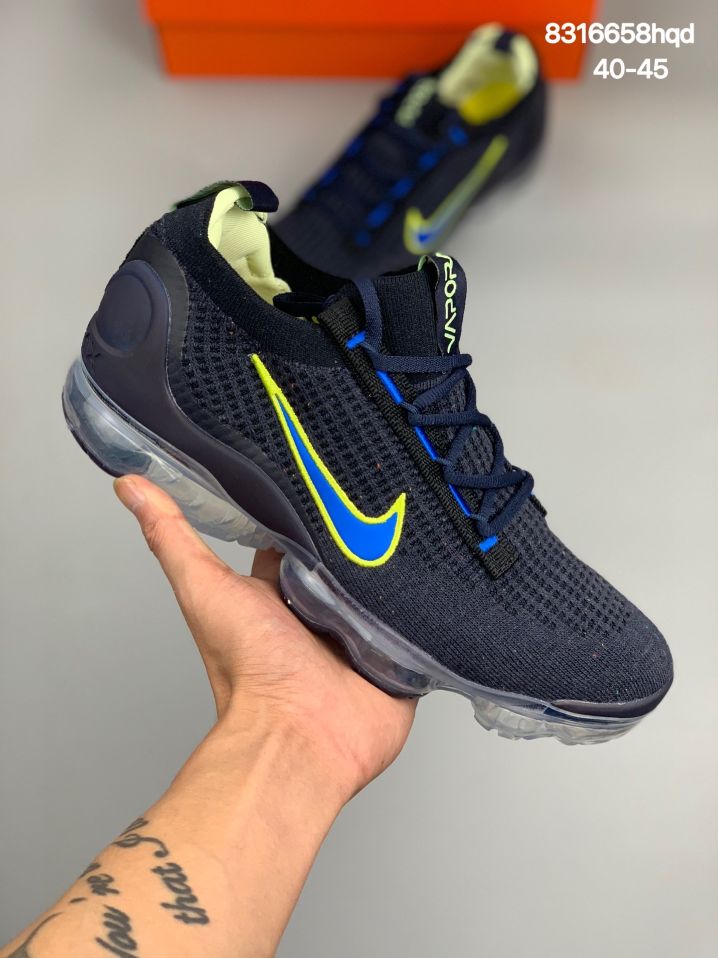 
耐克Nk Air Vapormax 2021 Flyknit 耐克2021全新飞织透气休闲全掌大气垫跑鞋
型号 DH4088 200
尺码:40-45
编码:831658hqd