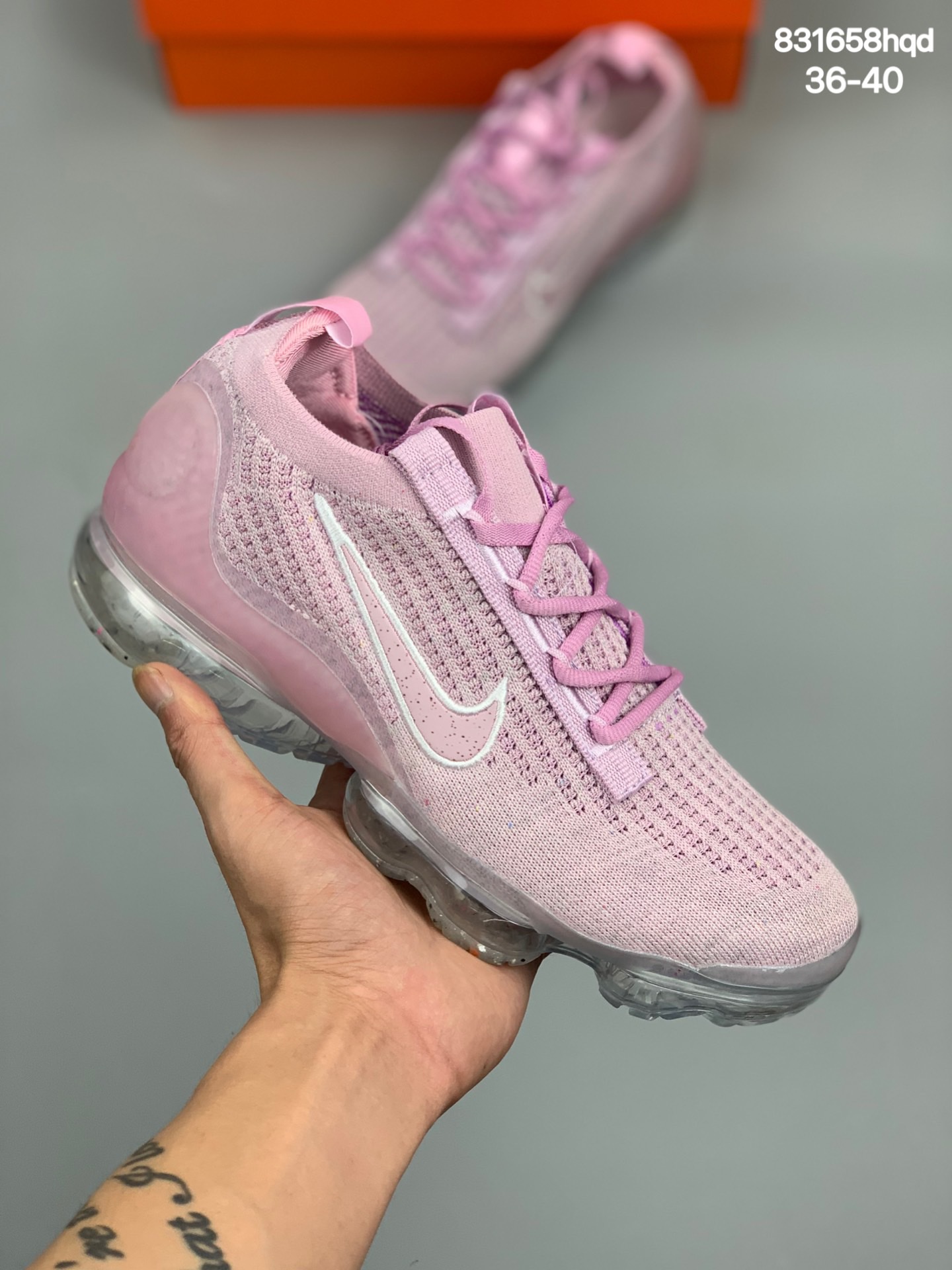 
耐克Nk Air Vapormax 2021 Flyknit 耐克2021全新飞织透气休闲全掌大气垫跑鞋
型号 DH4088 200
尺码:36-40
编码:831658hqd