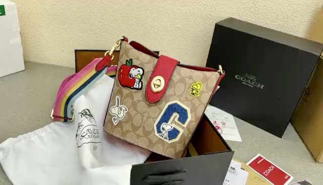 Yupoo Gucci Bags Watches Nike Clothing Jordan Yeezy Balenciaga Shoes
