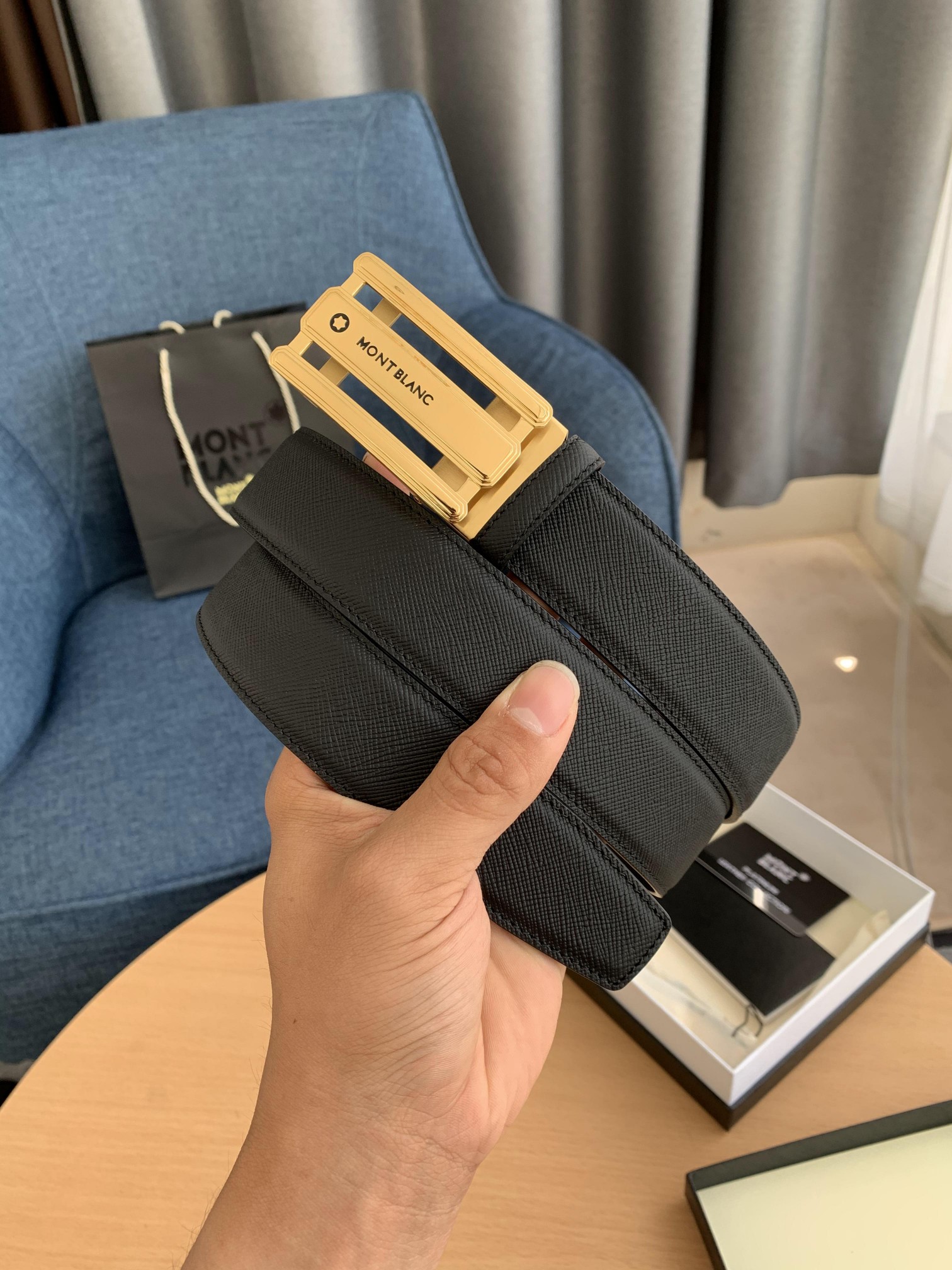 NO:764021,Montblanc men's automatic belt - width 35MM 316 fine steel buckle, never fade, exquisitely crafted, soft to the touch, can be cut, belt, montblanc19860909万宝龙男士自动腰带- 宽度35MM 316精品钢扣 永不掉色 精工打造 手感柔软 可以裁剪,皮带,montblanc,Belt