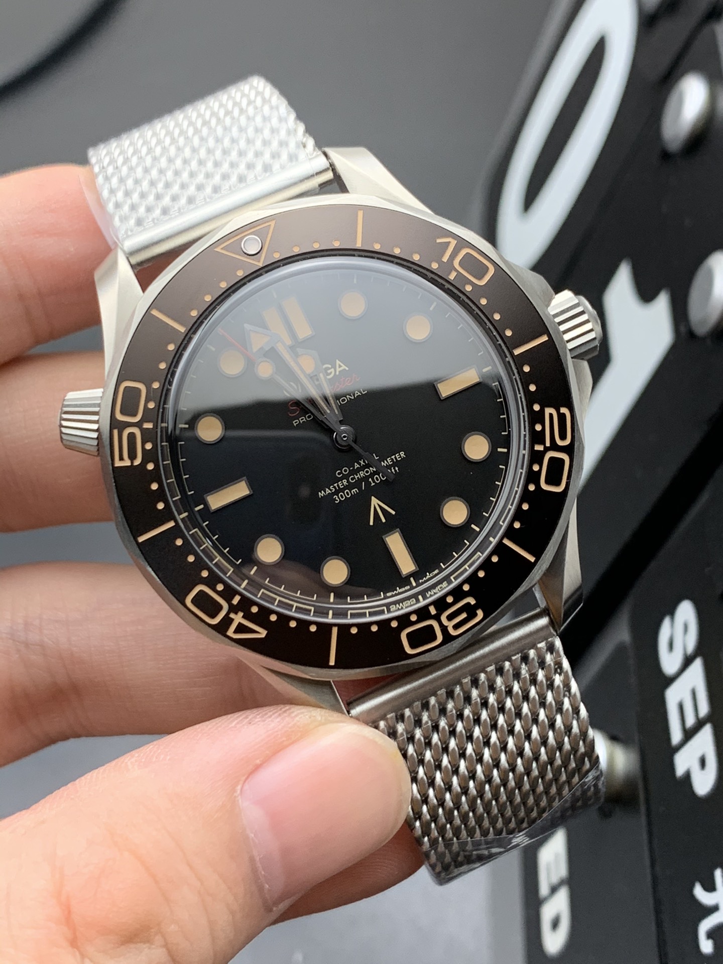 Omega OR 无暇赴死