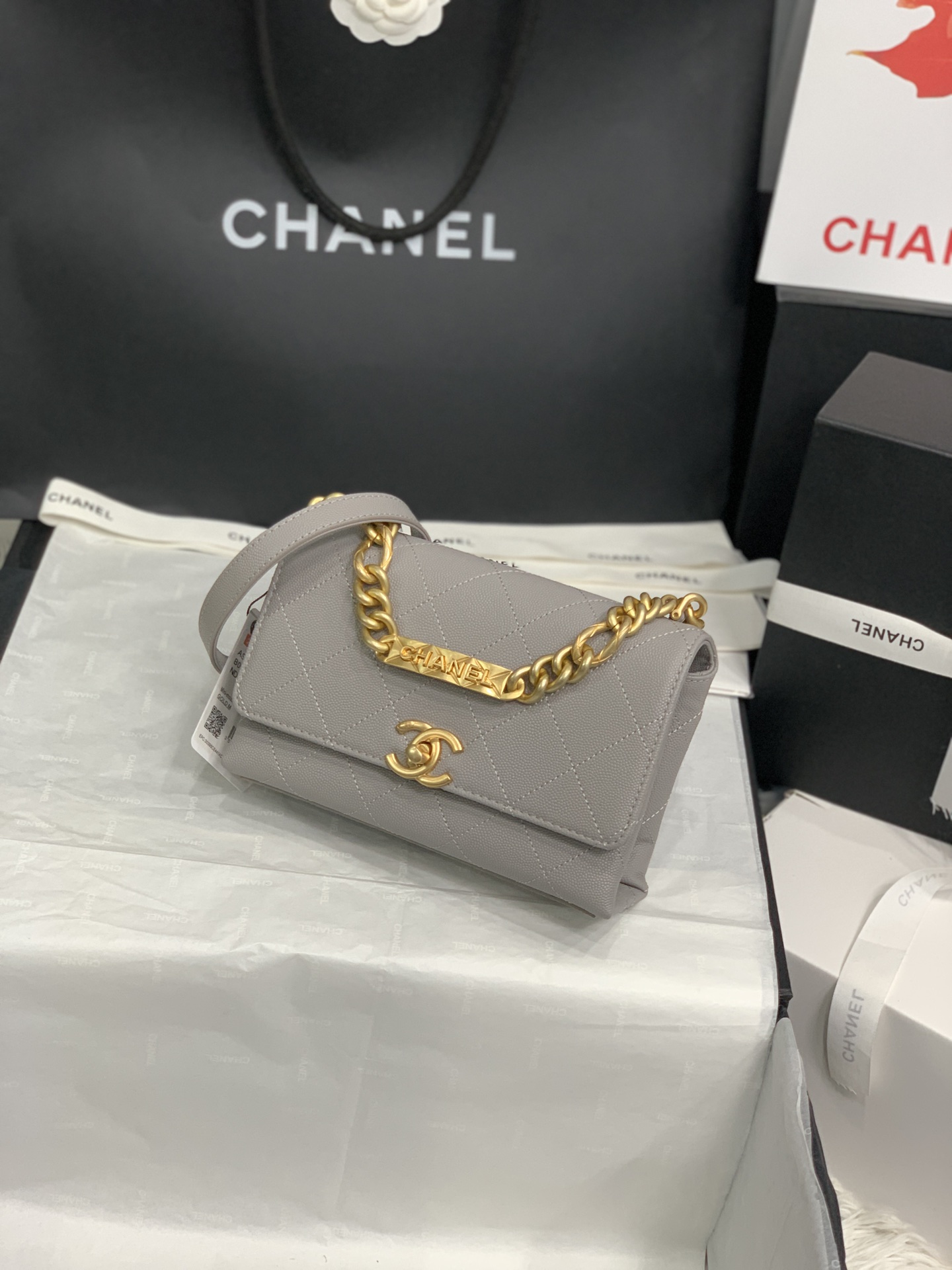 Chanel Matelasse Mademoiselle Leather Boring Chain Shoulder Bag A66869 Black -Bv