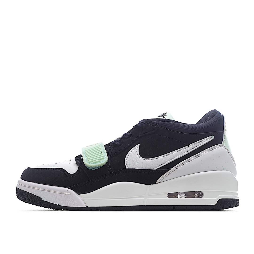 G5 Air Jordan Legacy 三合一312 有着交错结合的设计，它的名字就展现出它所包含的鞋款元素，312 分别对应了 Air Jordan 3、Air Jordan 1 和 Air Trainer 2，将这三双经典又有不俗人气的鞋款融合，“最强三合一” 的名称由此得来