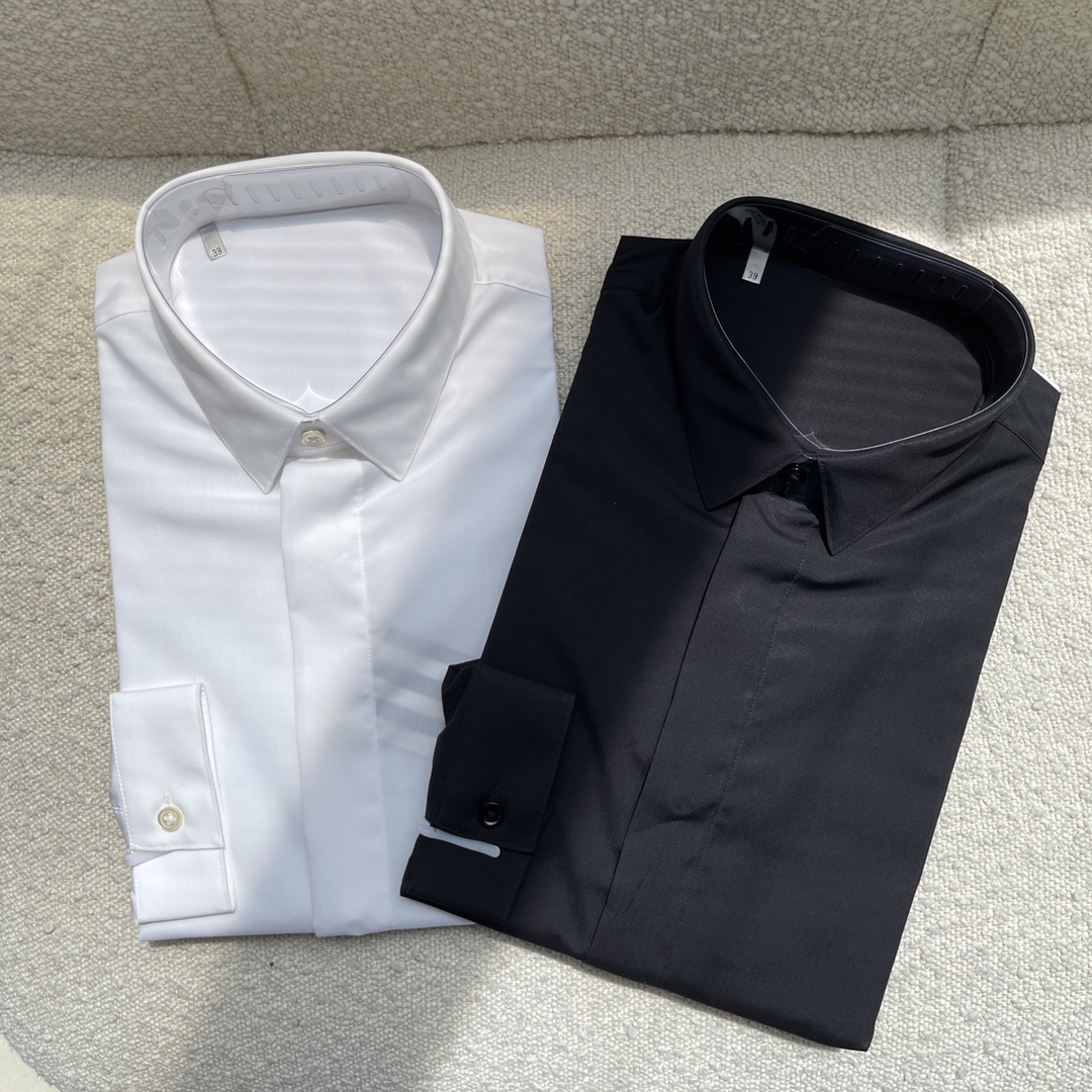 秋冬 -DIO 杂志 封面款 刺绣小蜜蜂长袖衬衣 黑白两色到货啦！高端定制进口 纯棉真丝混缎面料 面料，