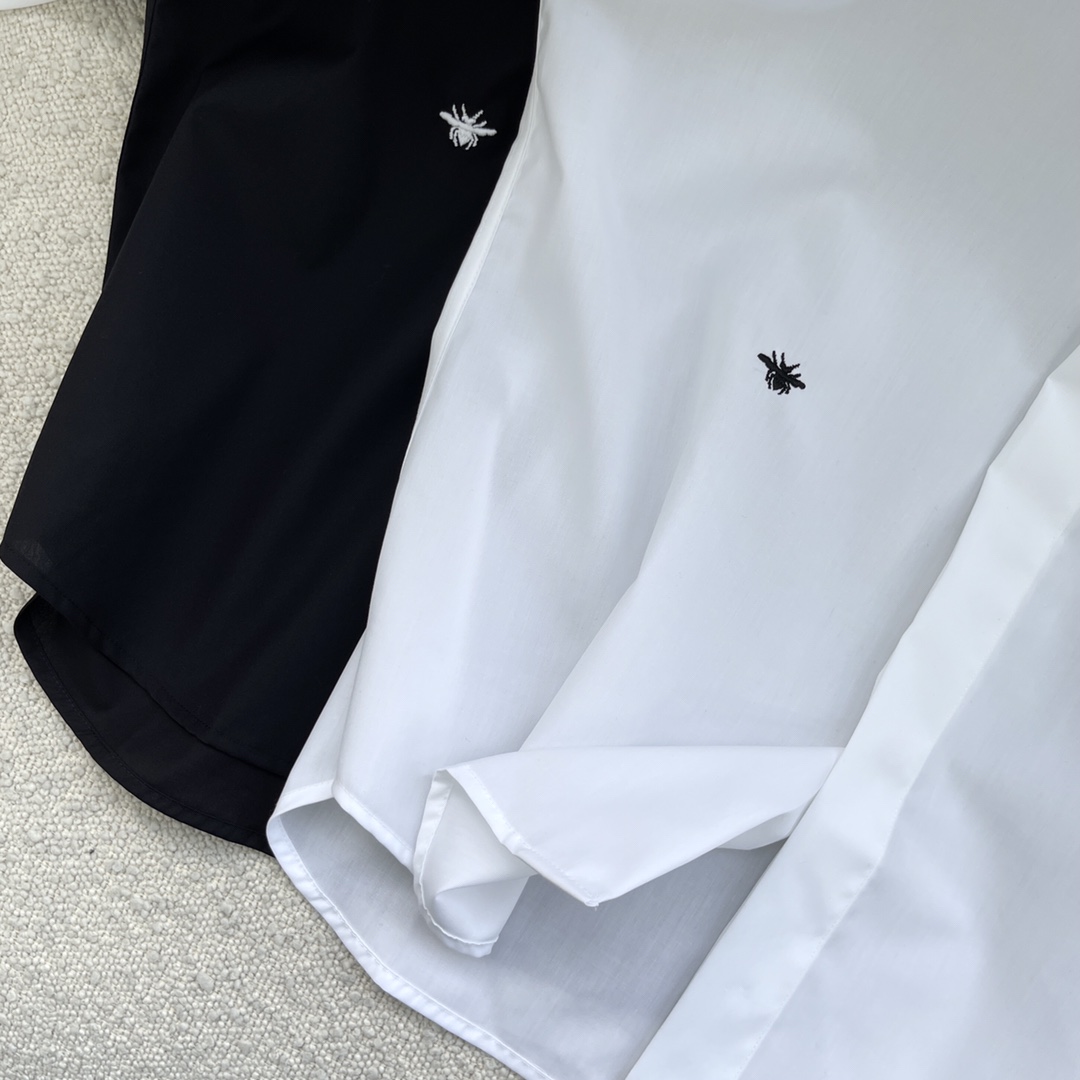 秋冬 -DIO 杂志 封面款 刺绣小蜜蜂长袖衬衣 黑白两色到货啦！高端定制进口 纯棉真丝混缎面料 面料，