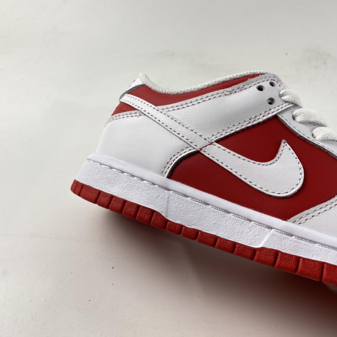 P300  NIKE SB Dunk Retro Low ”White/University Red” 大学红扣篮系列低帮休闲运动滑板板鞋 CW1590-600