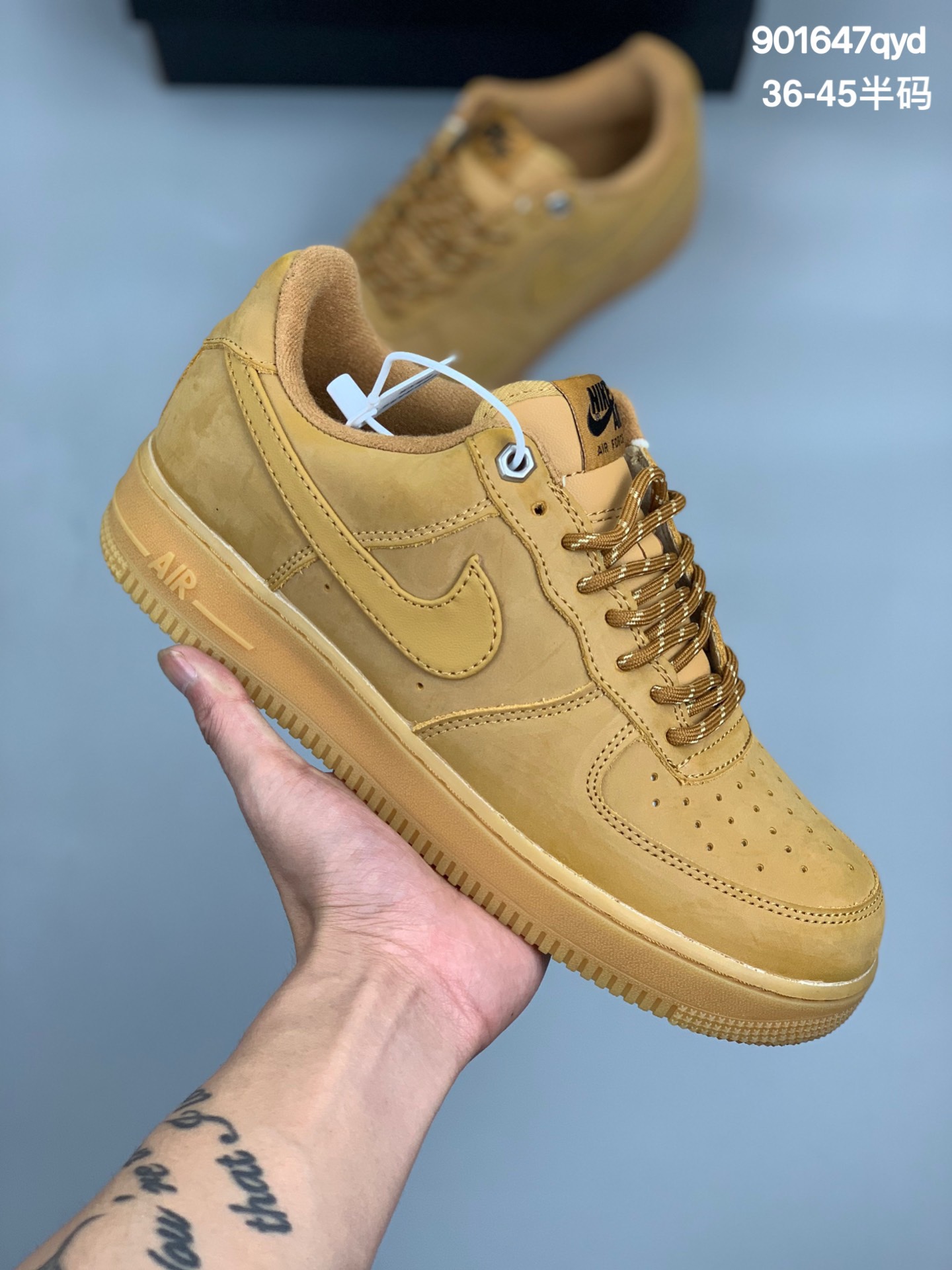 
Nike Air Force 1 Low Flax(2017)小麦 官方同步 原装级别 原楦头原纸板  打造纯正空军版型#专注外贸渠道  全掌内置蜂窝气垫 #原盒配件 原厂中底钢印、拉帮完美   
货号 AA4061-200
码数 35.5 36 36.5 37.5 38 38.5 39 40 40.5 41 42 42.5 43 44 44.5 45
编码:901647pyd