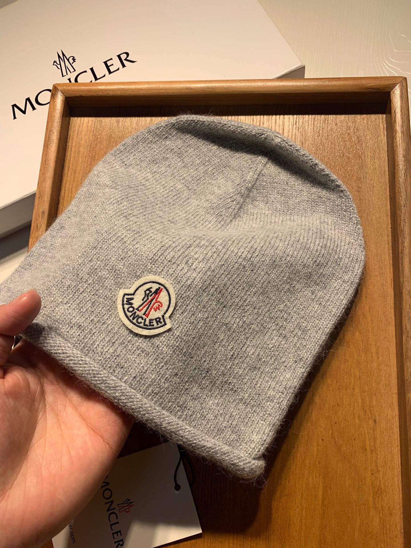 🌹。蒙口。【羊毛单帽】客供小羊毛！珍贵典藏的灵魂帽子！客供色纱.每个颜色都非常好看！经典！手感软腻.70