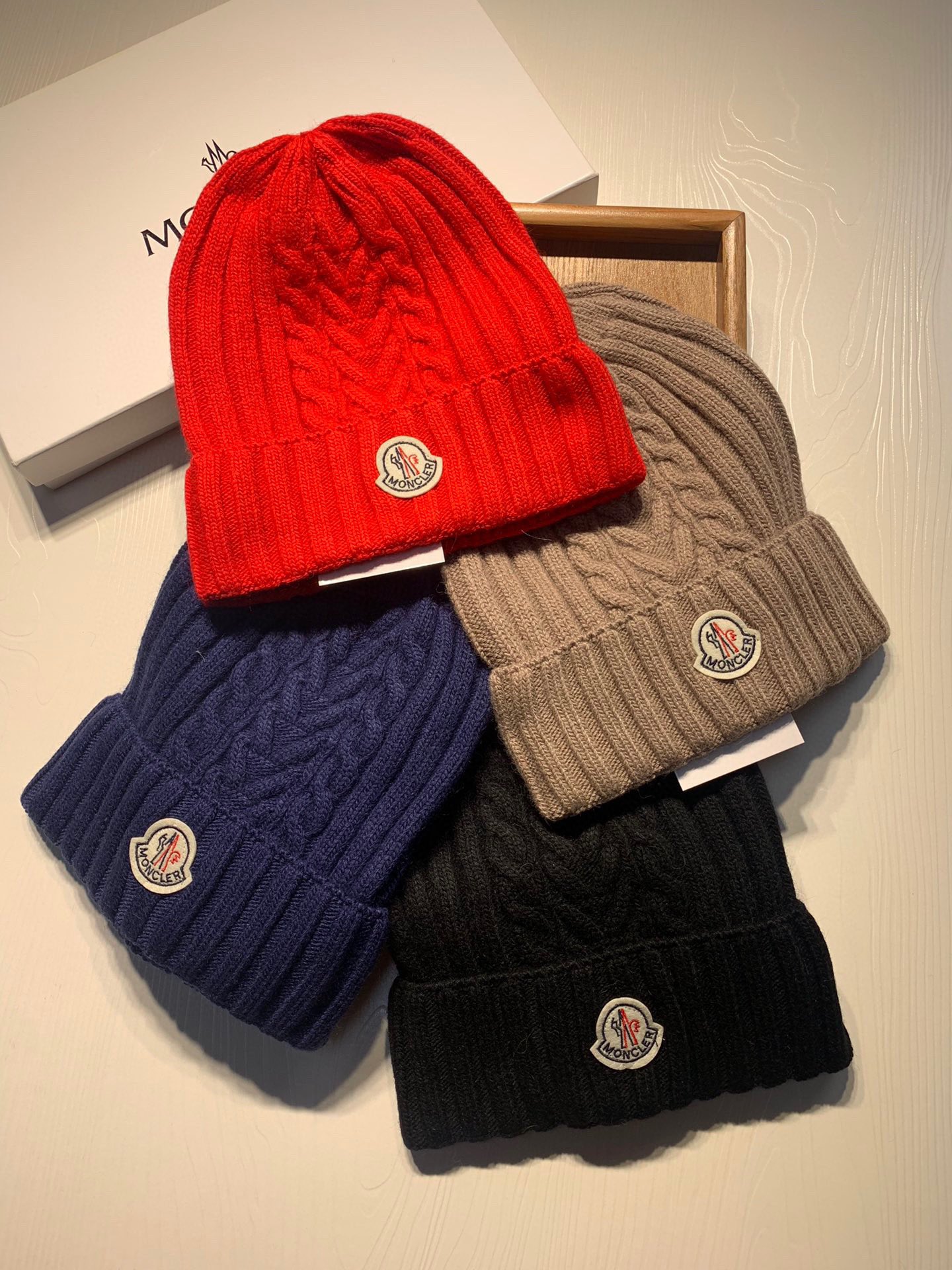 🌹。蒙口。【羊毛单帽】客供小羊毛！珍贵典藏的灵魂帽子！客供色纱.每个颜色都非常好看！经典！手感软腻.70