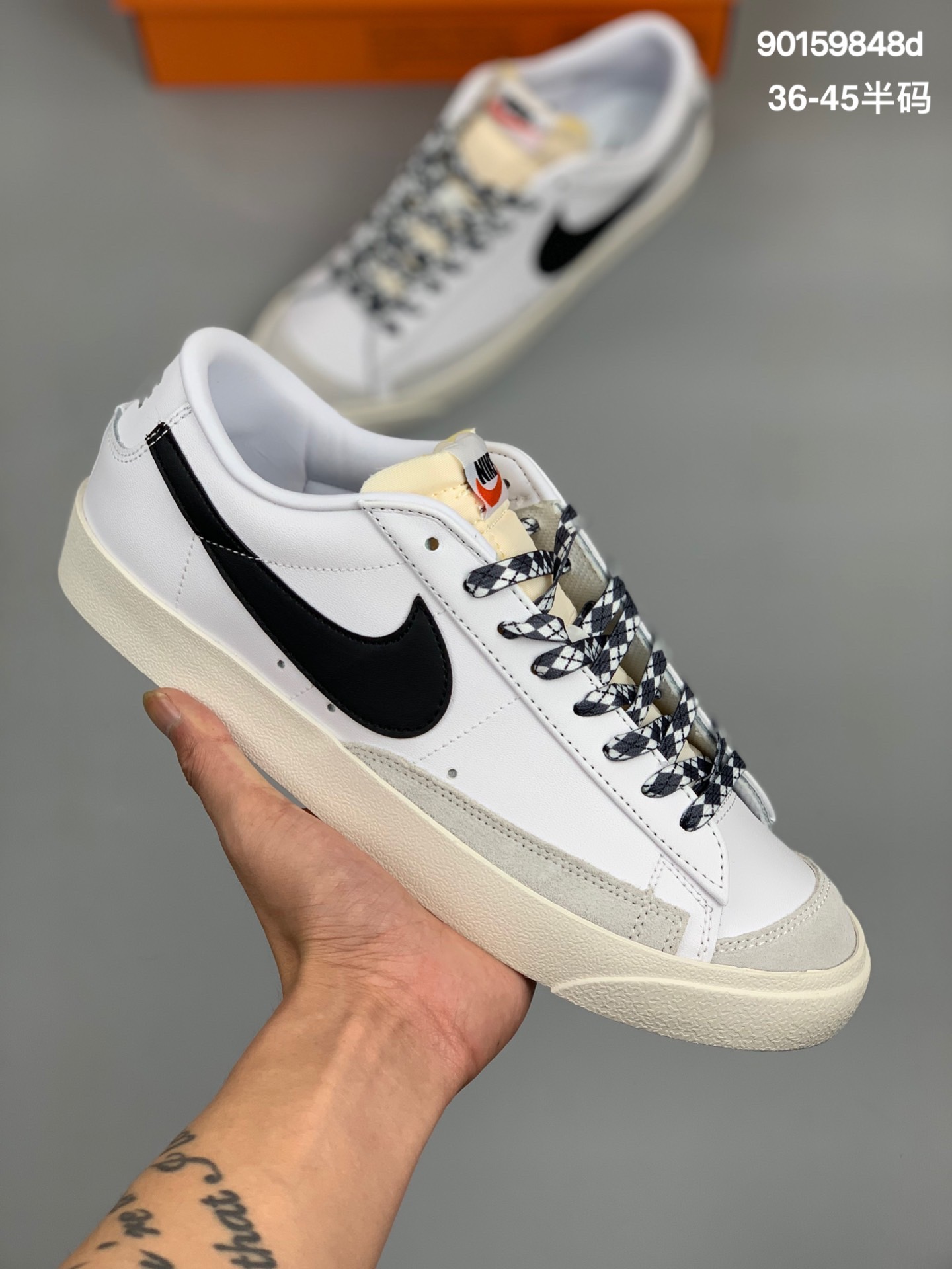 
真标 带半码 耐克/Nike BLAZER MID ’77 开拓者运动鞋低帮板鞋休闲鞋 货号：DA6364 
尺码：36 36.5 37.5 38 38.5 39 40 40.5 41 42 42.5 43 44 45 
编码:90159848d