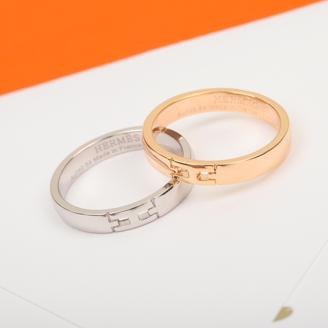 【】猪鼻子带钻戒指 官网86 00+ 可订做18K真金真钻版，只做对版真金货，价询客Fu力与美的结合，精